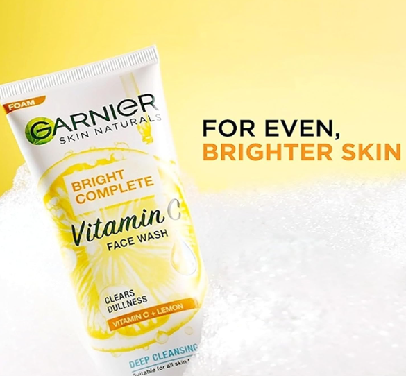Garnier Skin Naturals, Facewash, Cleansing and Brightening, Bright Complete, 100 g