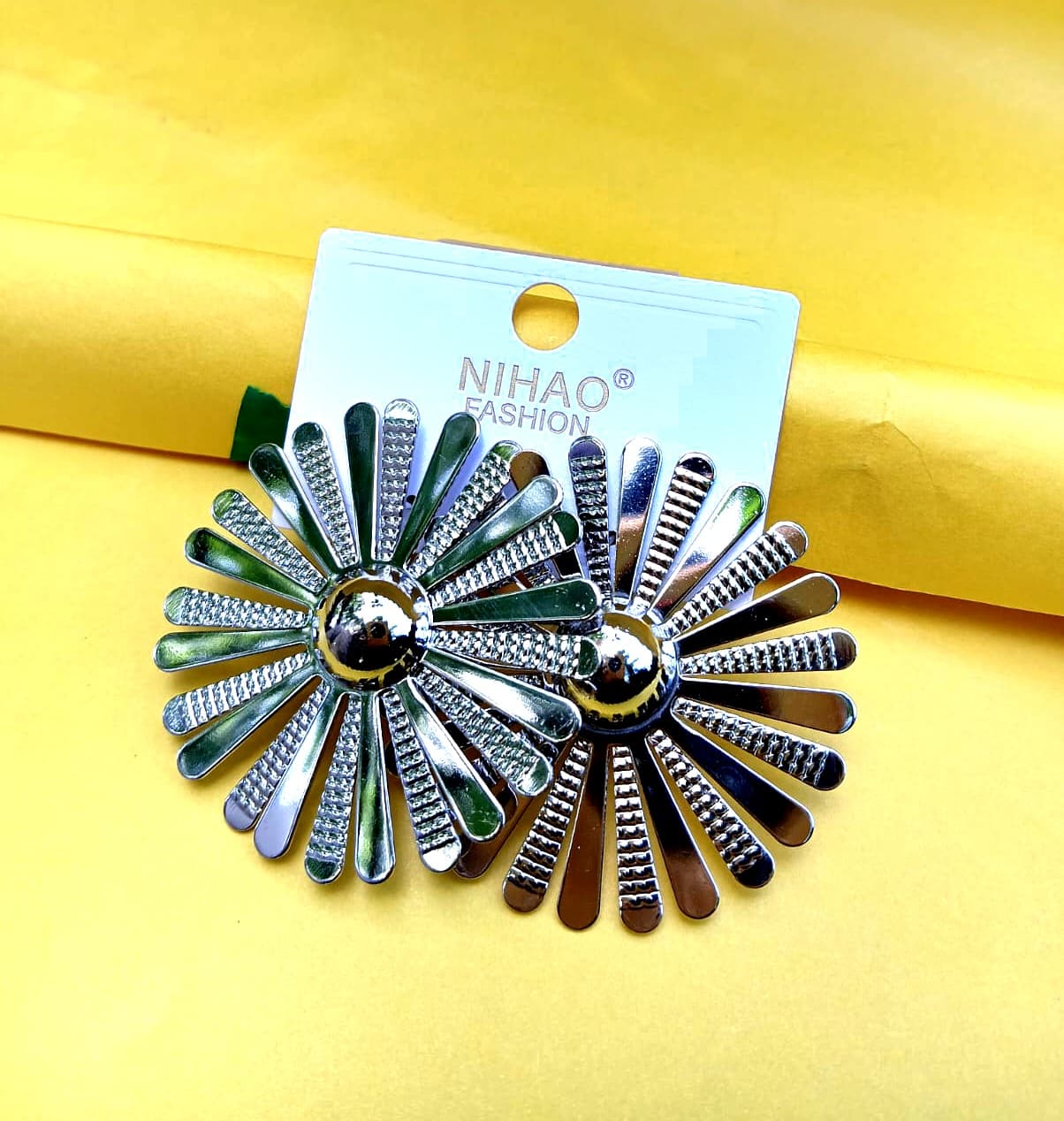 silver flower earrings stud