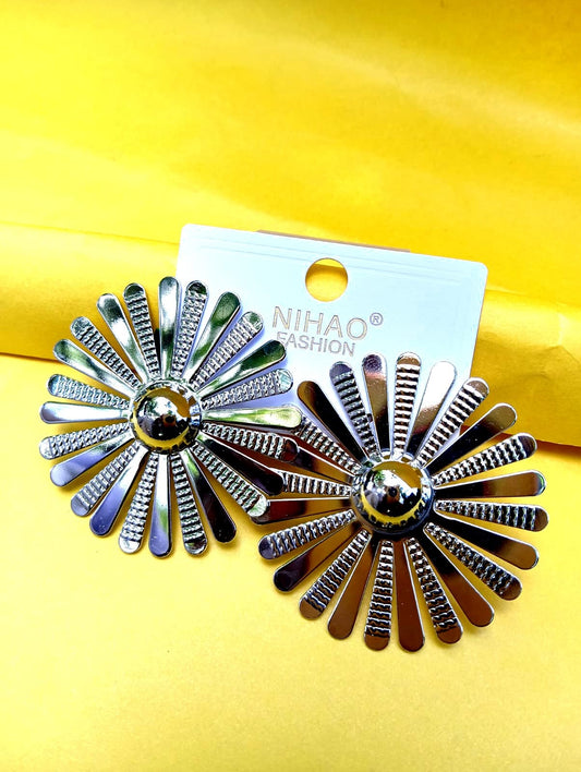 silver flower earrings stud
