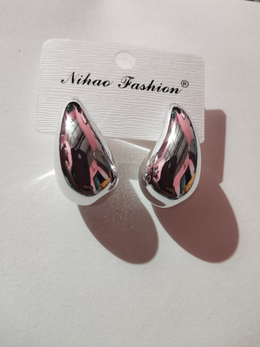 Waterdrop Korean hoop earrings for women