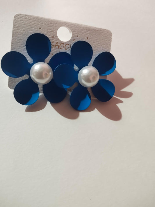 Floral & Pearls Matte Finish Earrings